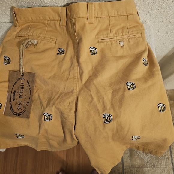 washed stoned And beaten Yellow Beer shorts Nwt Size 34 - Picture 2 of 6